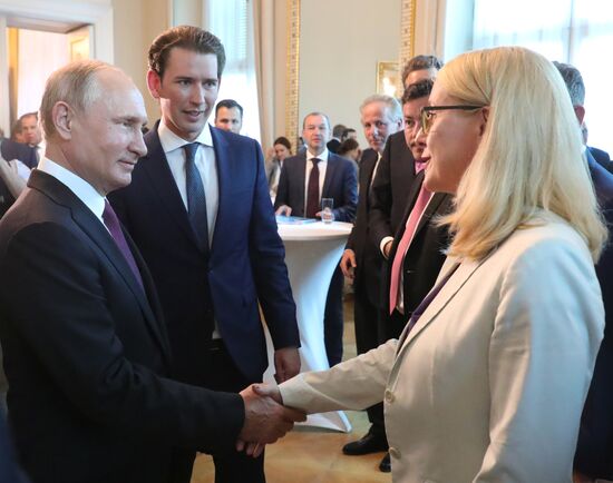 Рабочий визит президента РФ В. Путина в Австрию