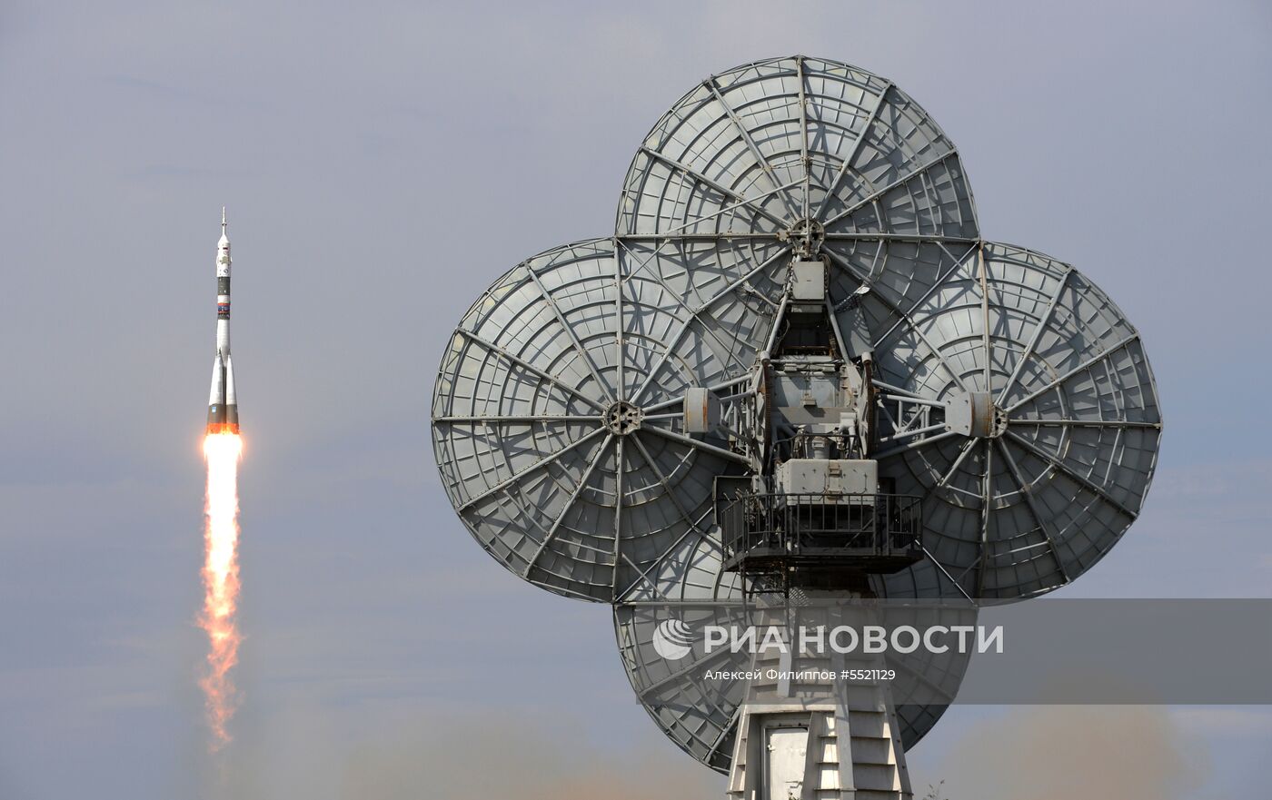 Запуск ТПК  "Союз МС-09» с участниками длительной экспедиции МКС-56/57