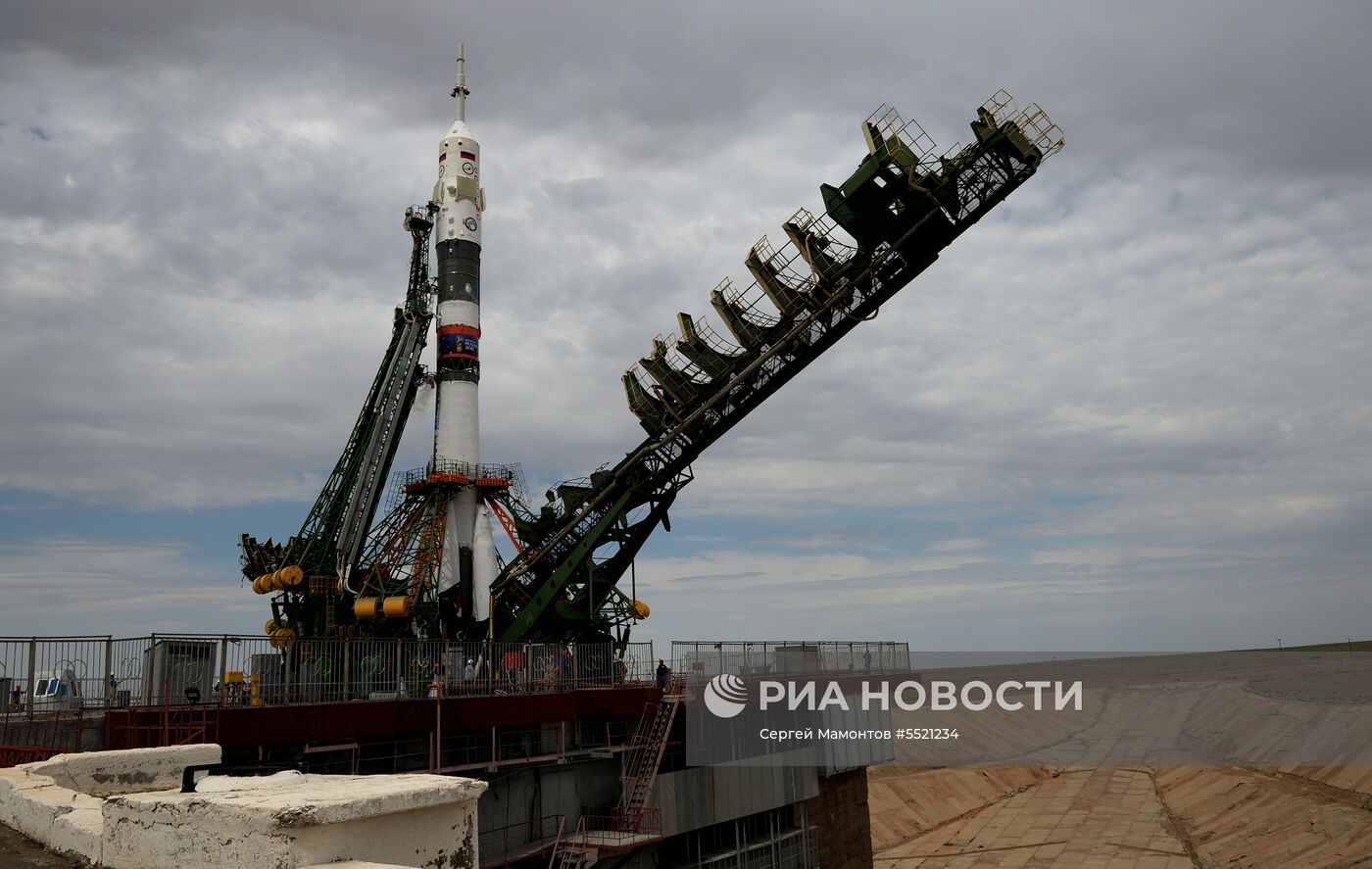 Запуск ТПК  "Союз МС-09» с участниками длительной экспедиции МКС-56/57