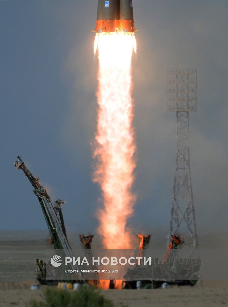 Запуск ТПК  "Союз МС-09» с участниками длительной экспедиции МКС-56/57