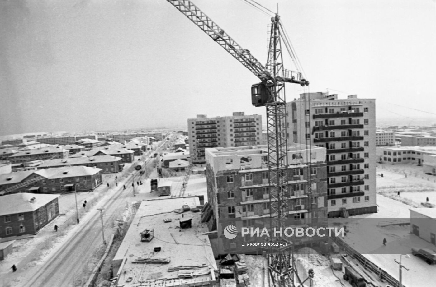 Строительство первых девятиэтажек в Мирном