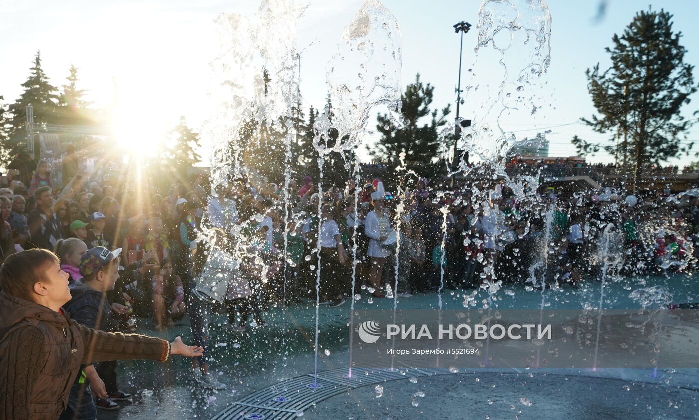 Открытие сквера с поющим фонтаном в Калининграде