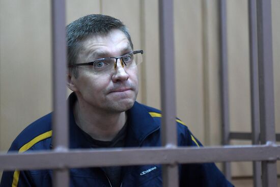 Рассмотрение ходатайства следствия об аресте А. Горькова в Басманном суде