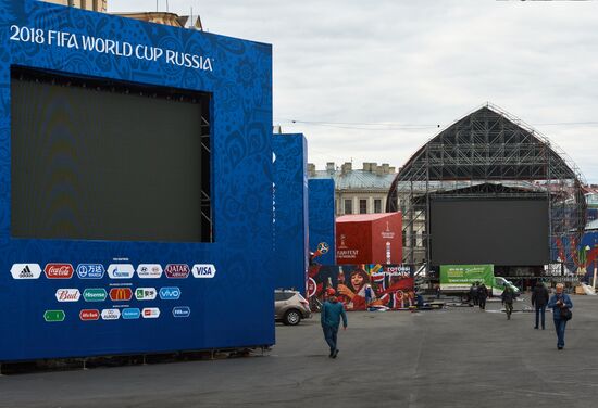 Строительство фан-зоны к ЧМ-2018 по футболу в Санкт-Петербурге