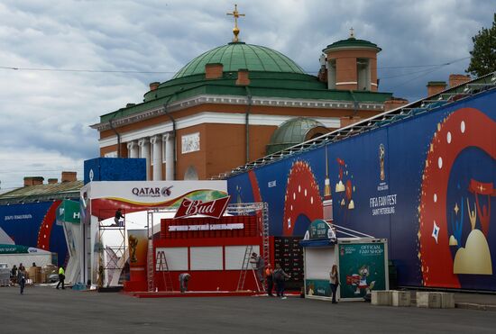 Строительство фан-зоны к ЧМ-2018 по футболу в Санкт-Петербурге