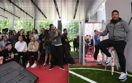 Открытие культурно-спортивного центра Nike Box в Москве
