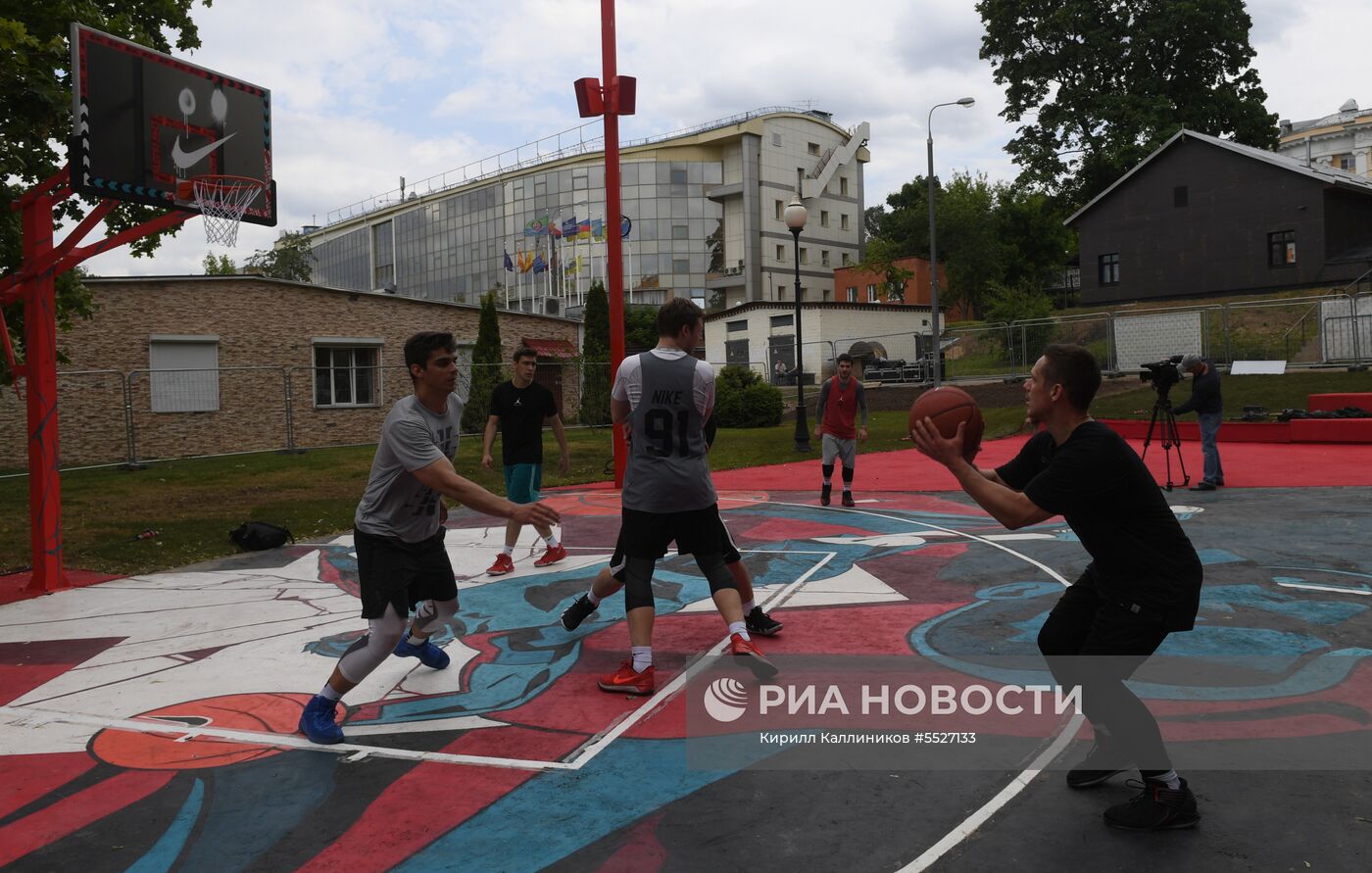 Открытие культурно-спортивного центра Nike Box в Москве