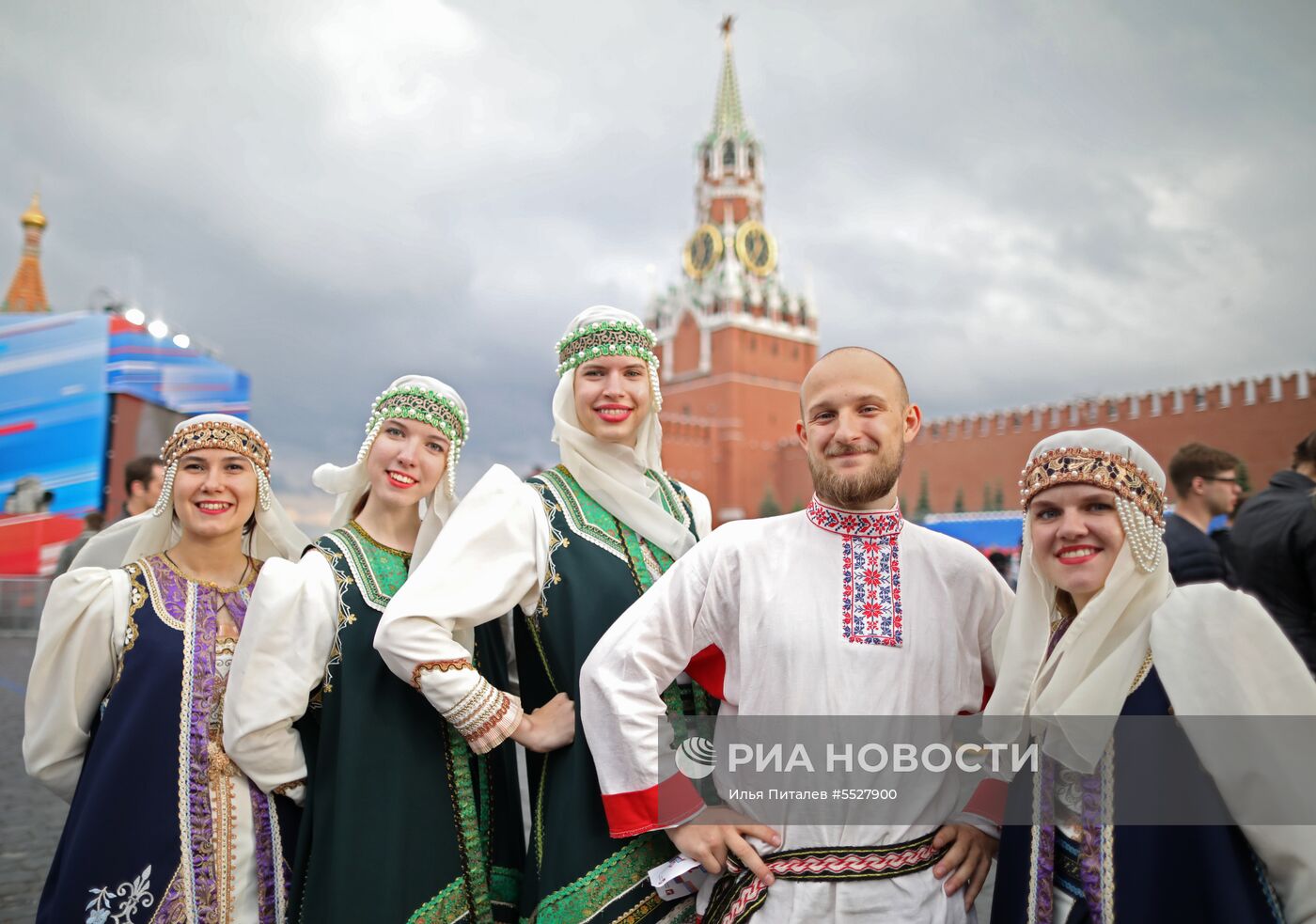 Праздничный концерт на Красной площади, посвященный Дню России