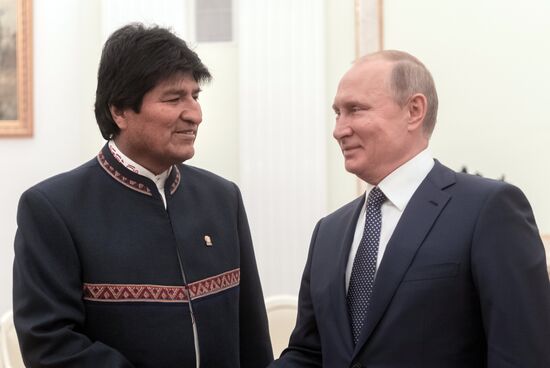 Президент РФ В. Путин встретился с президентом Боливии Э. Моралесом