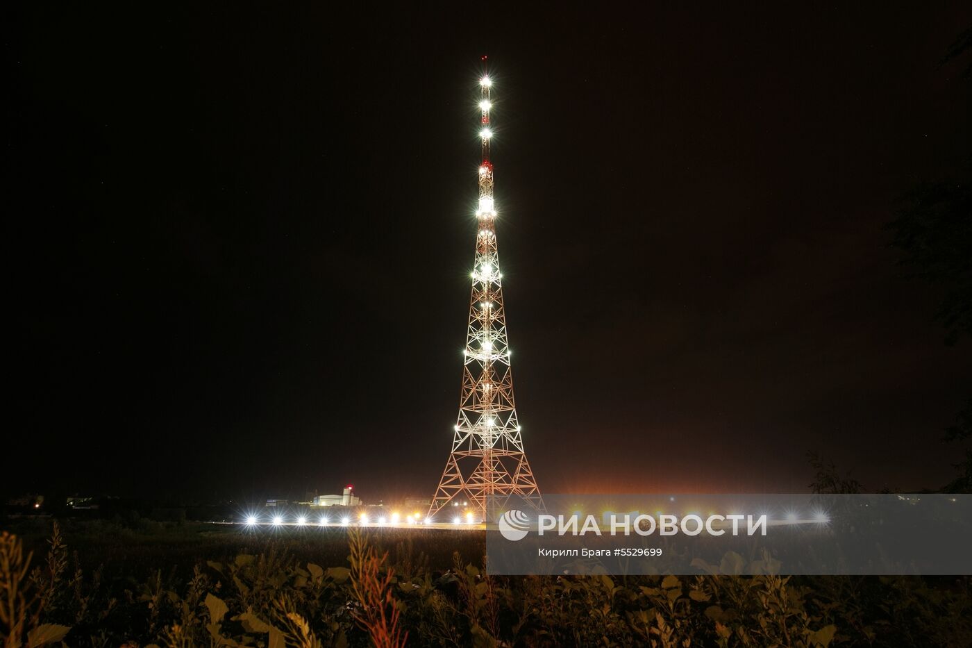 На телебашнях в городах проведения ЧМ-2018 по футболу включили подсветку к чемпионату