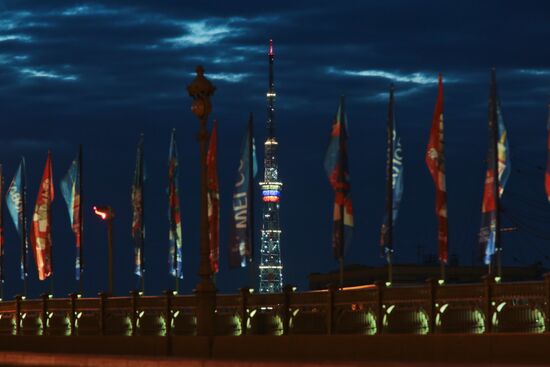 На телебашнях в городах проведения ЧМ-2018 по футболу включили подсветку к чемпионату