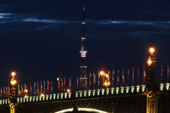 На телебашнях в городах проведения ЧМ-2018 по футболу включили подсветку к чемпионату