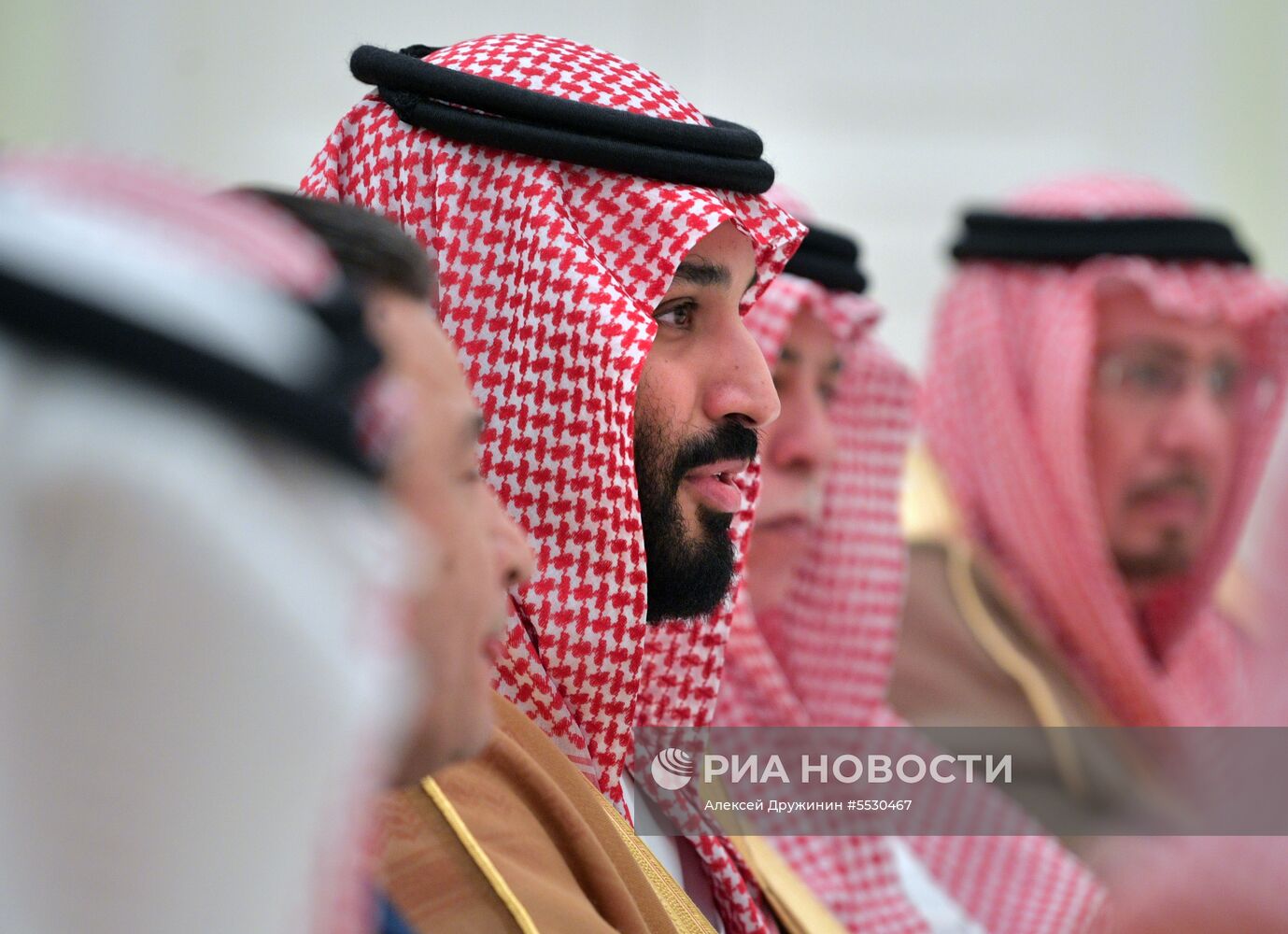 Президент РФ В. Путин встретился с наследным принцем Саудовской Аравии М. ибн Салманом Аль Саудом