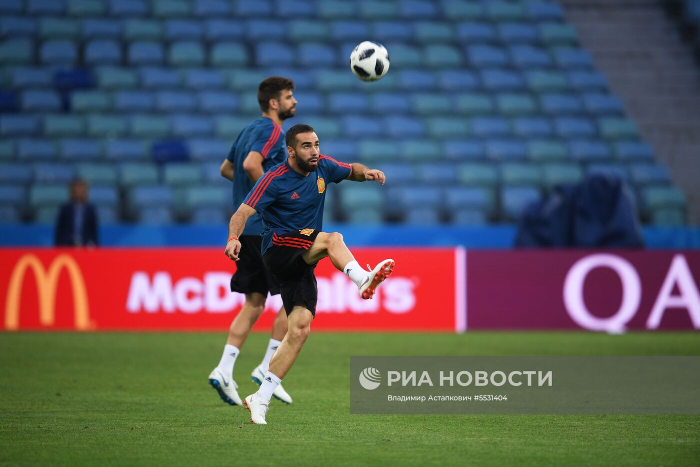 Сборная Испании осмотрела стадион "Фишт"