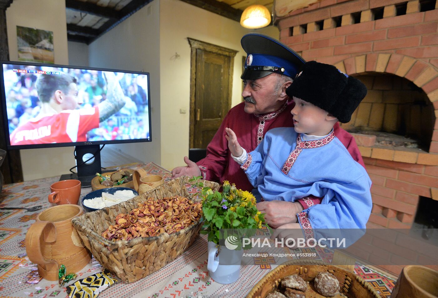 Просмотр матча ЧМ-2018 по футболу между сборными России и Саудовской Аравии