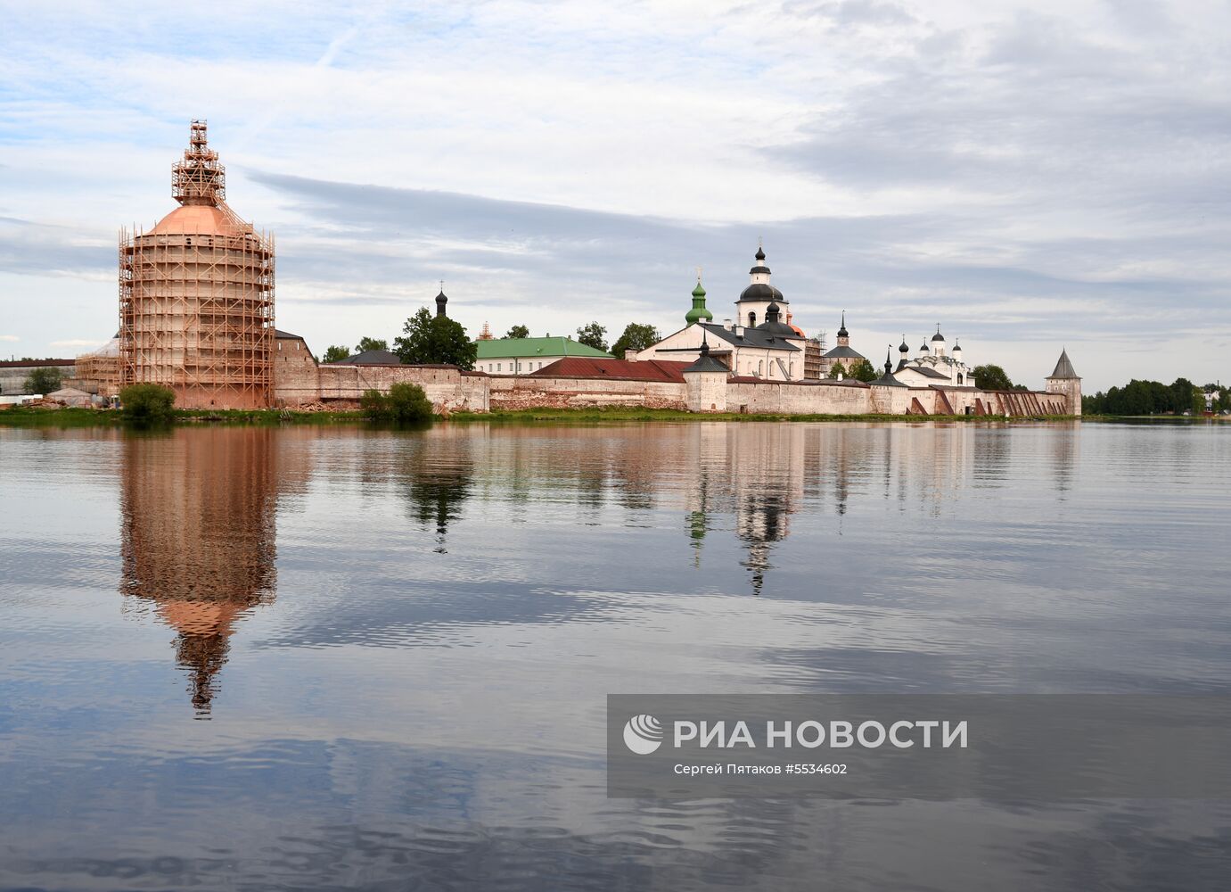 Кирилло-Белозерский монастырь в Вологодской области