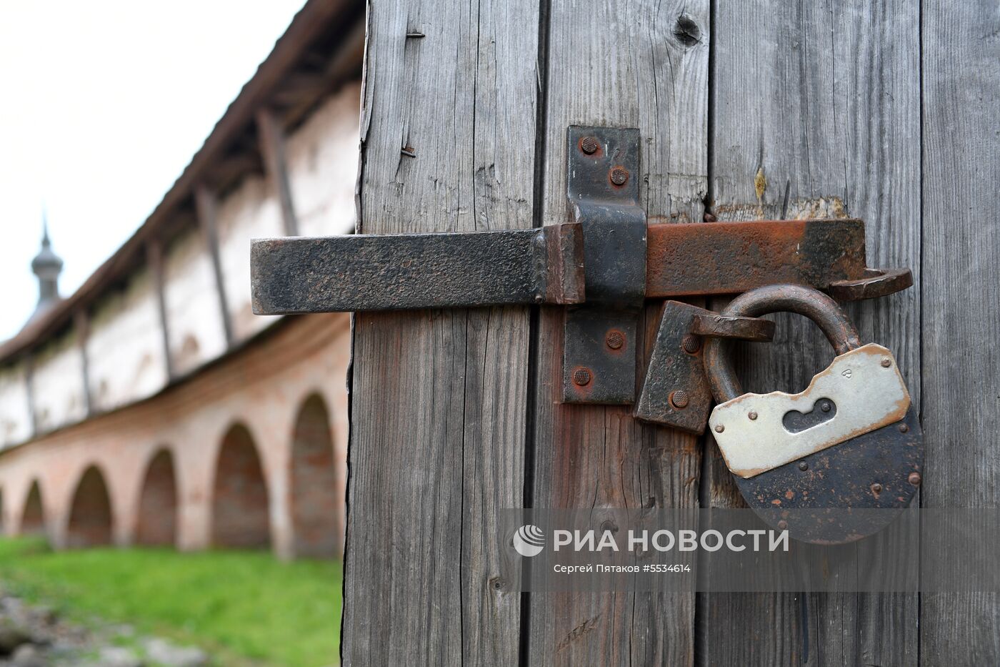 Кирилло-Белозерский монастырь в Вологодской области