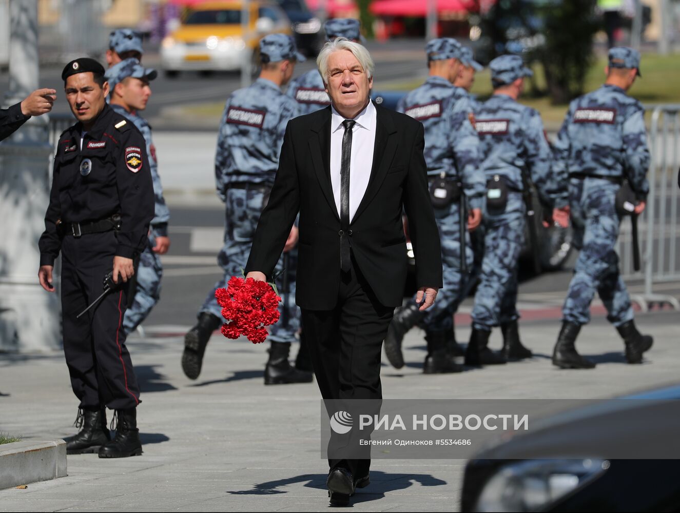 Прощание с режиссёром Станиславом Говорухиным 