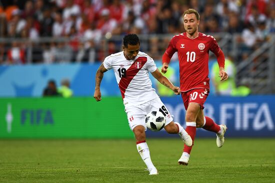 Футбол. ЧМ-2018. Матч Перу - Дания
