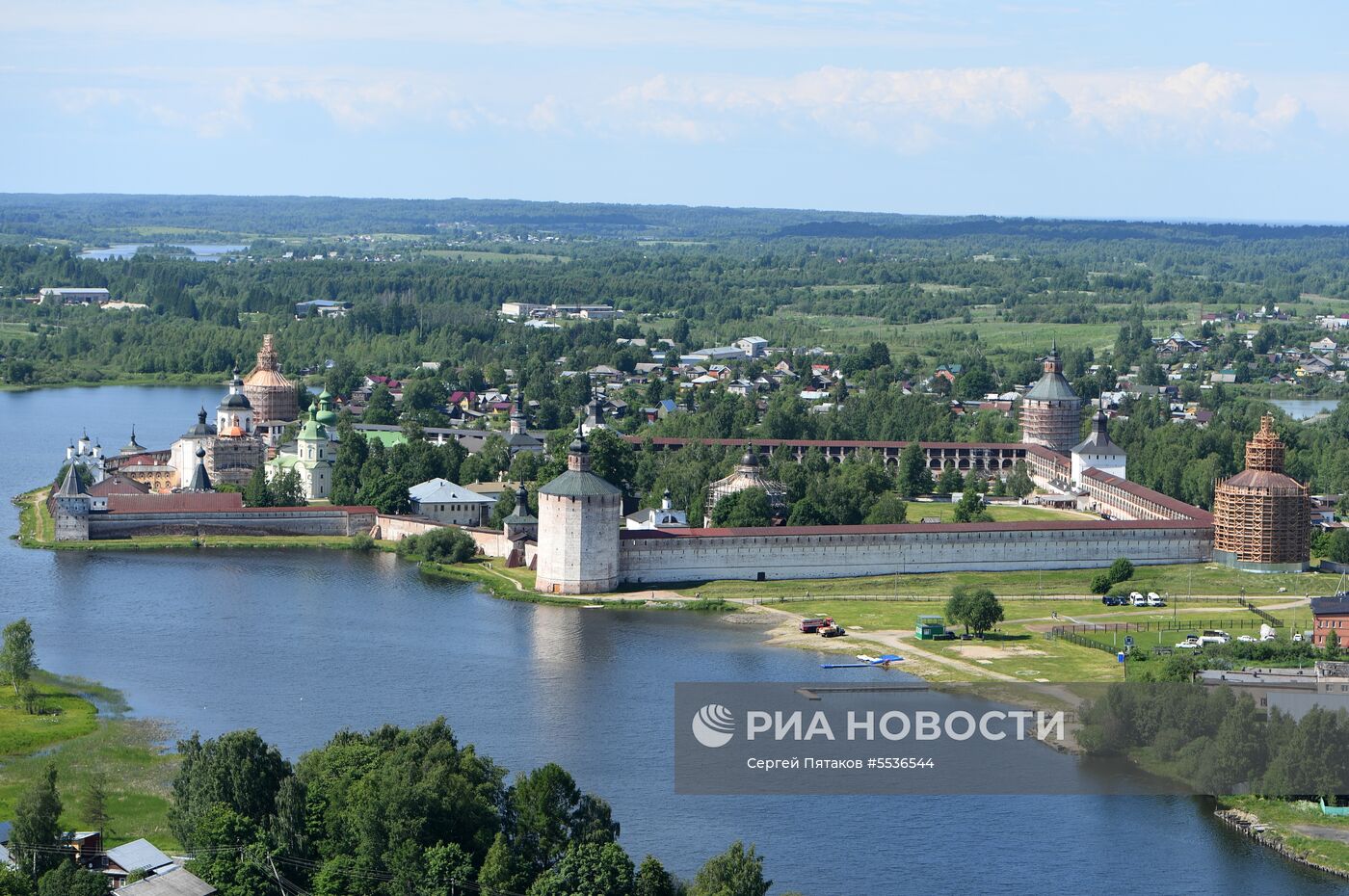 Кирилло-Белозерский монастырь в Вологодской области