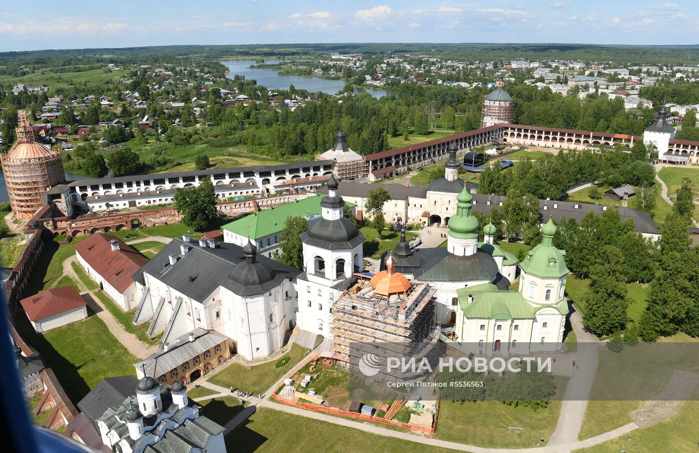 Кирилло-Белозерский монастырь в Вологодской области