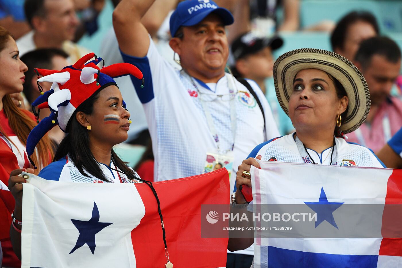 Болельщики перед матчем ЧМ-2018 по футболу между сборными Бельгии и Панамы