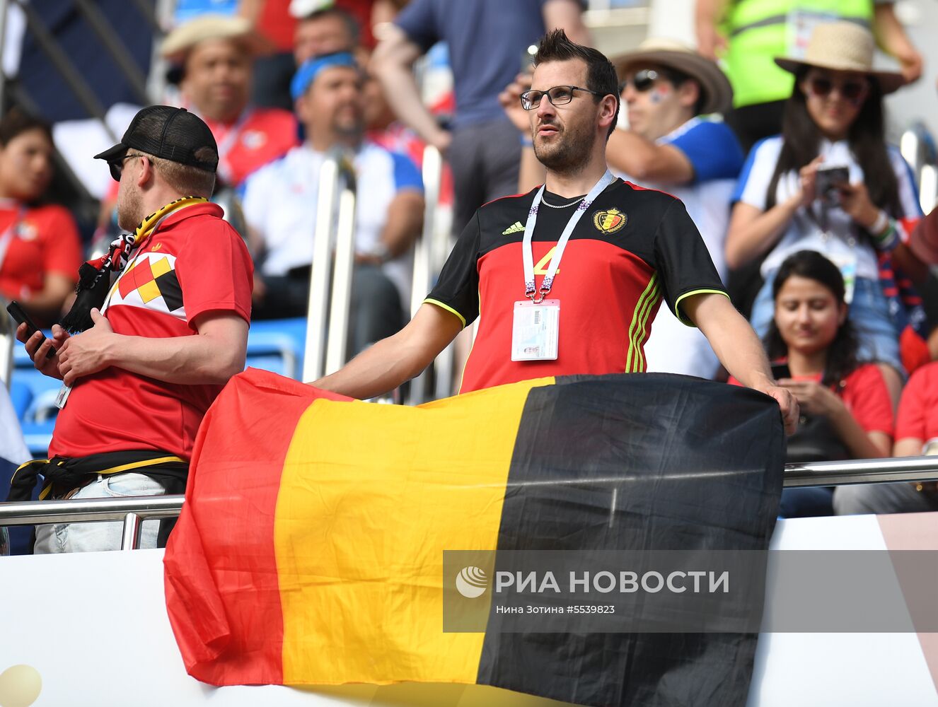 Болельщики перед матчем ЧМ-2018 по футболу между сборными Бельгии и Панамы