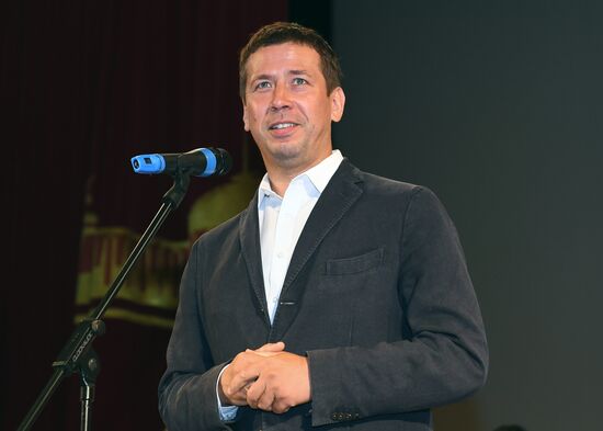 Премьера фильма "Прощаться не будем"