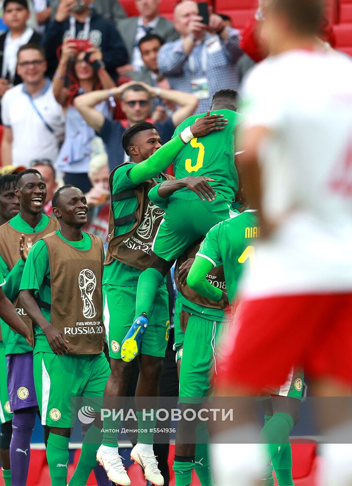 Футбол. ЧМ-2018. Матч Польша - Сенегал 