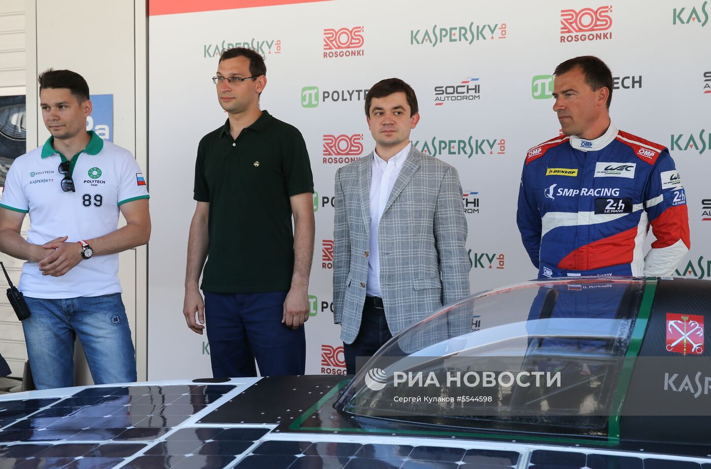 Испытание первого российского солнцемобиля