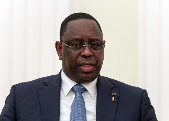 Президент РФ В. Путин встретился с президентом Сенегала М. Салла 