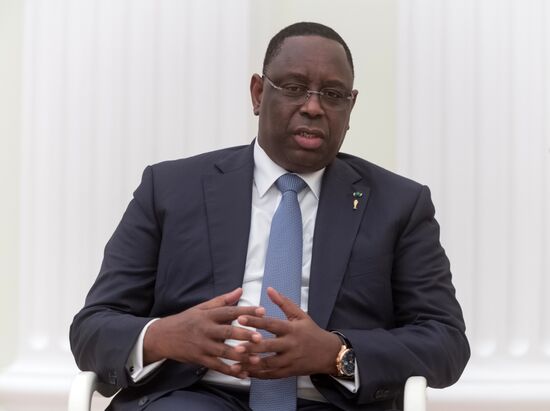 Президент РФ В. Путин встретился с президентом Сенегала М. Салла 