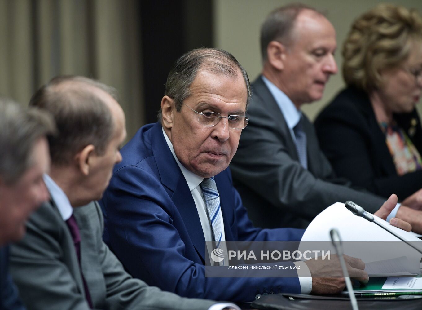 Президент РФ В. Путин провел заседание Совбеза РФ