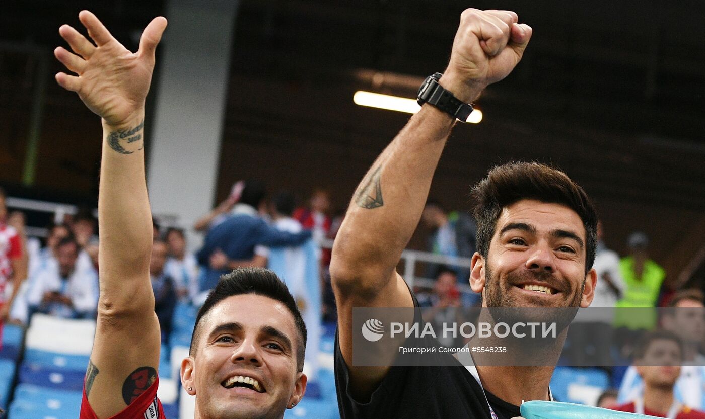 Болельщики перед матчем ЧМ-2018 по футболу между сборными Аргентины и Хорватии