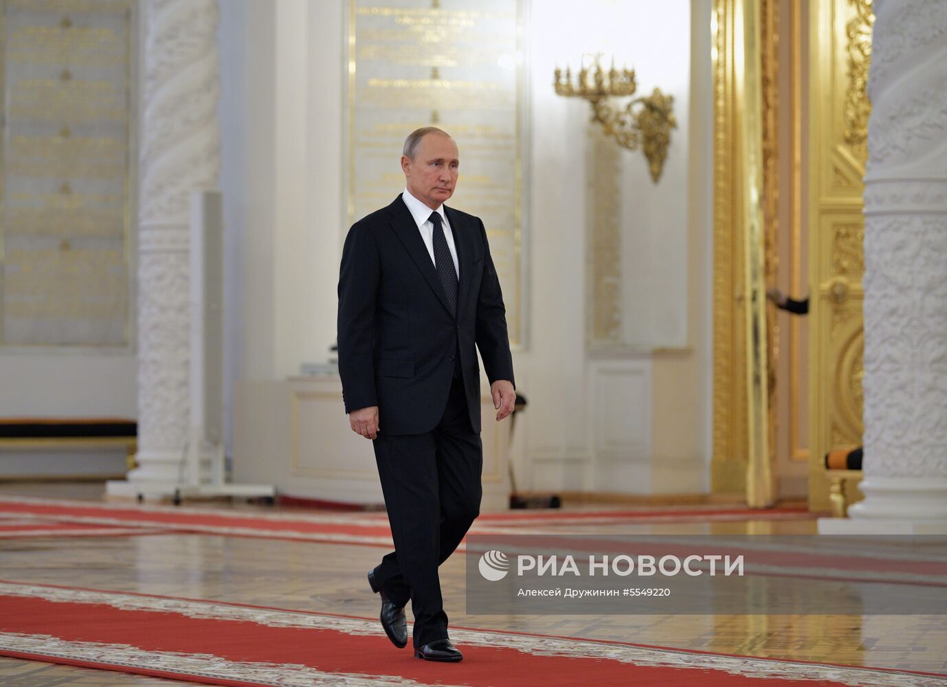 Президент РФ В. Путин встретился с президентом Республики Корея Мун Чжэ Ином