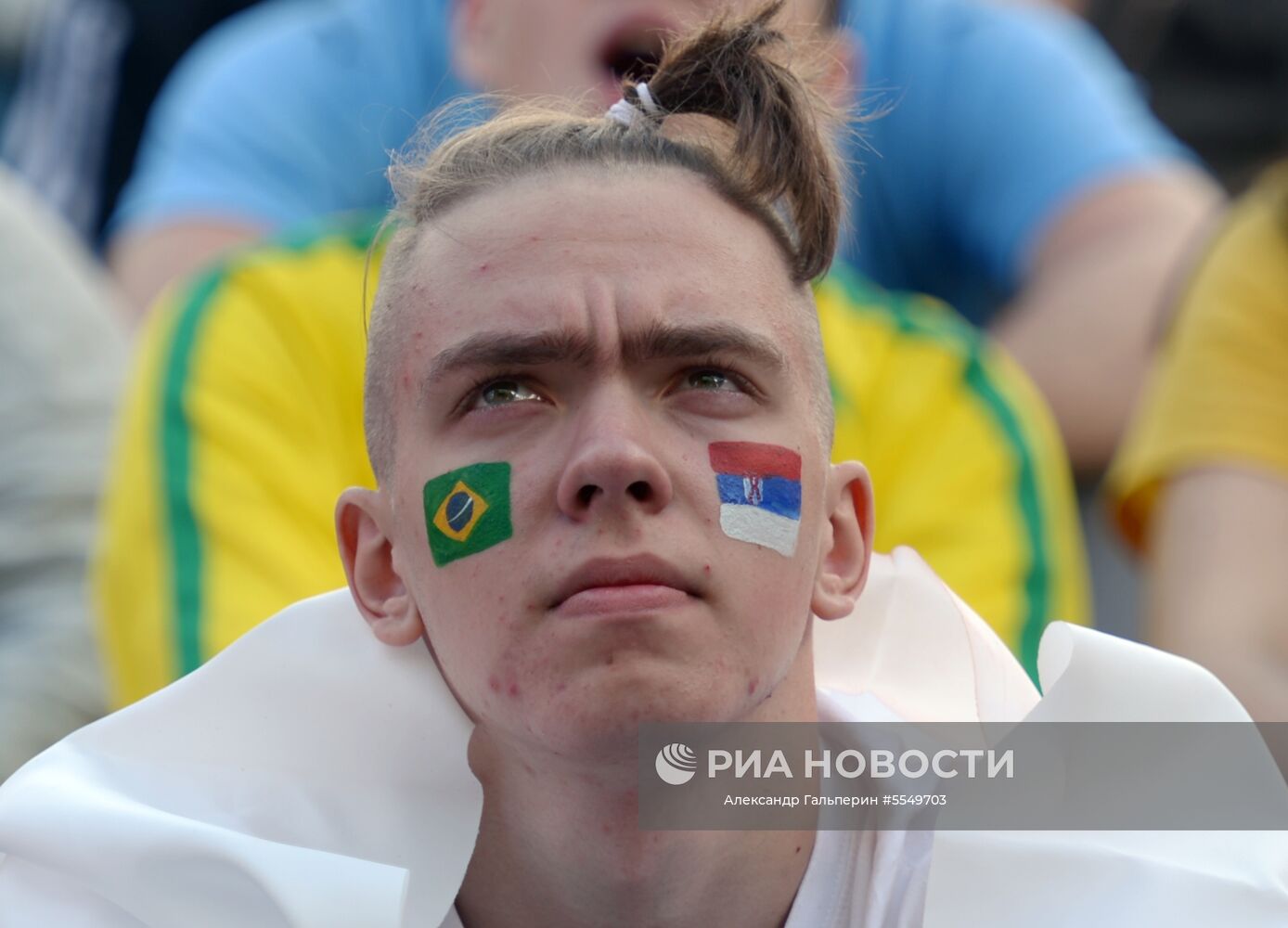 Болельщики перед матчем ЧМ-2018 по футболу между сборными Бразилии и Коста-Рики
