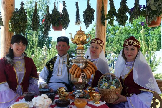 Празднование Сабантуя в Казани