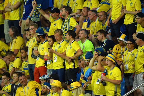 Болельщики перед матчем ЧМ-2018 по футбол между сборными Германии и Швеции