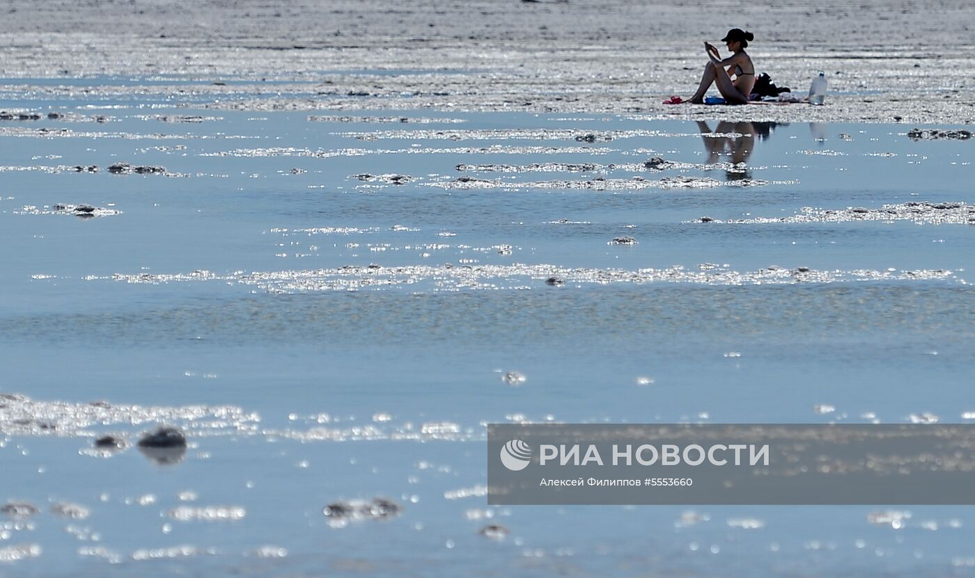 Соляное озеро Баскунчак