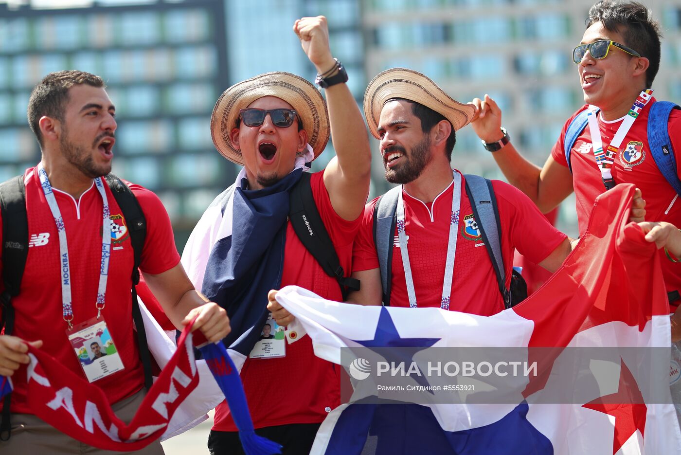 Болельщики перед матчем ЧМ-2018 по футболу между сборными Англии и Панамы
