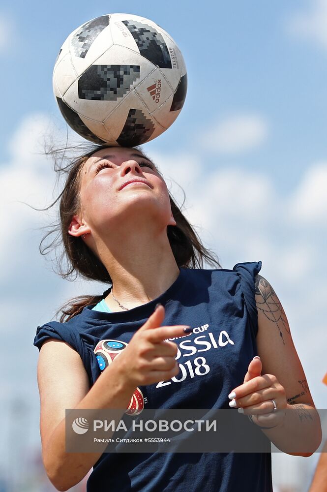 Болельщики перед матчем ЧМ-2018 по футболу между сборными Англии и Панамы