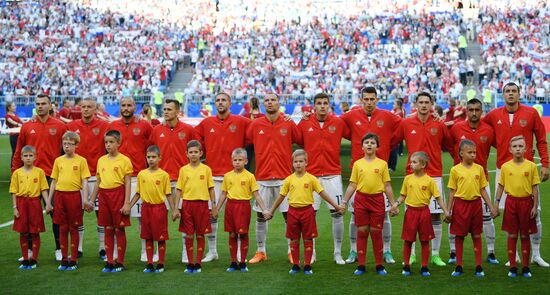 Футбол. ЧМ-2018. Матч Уругвай - Россия