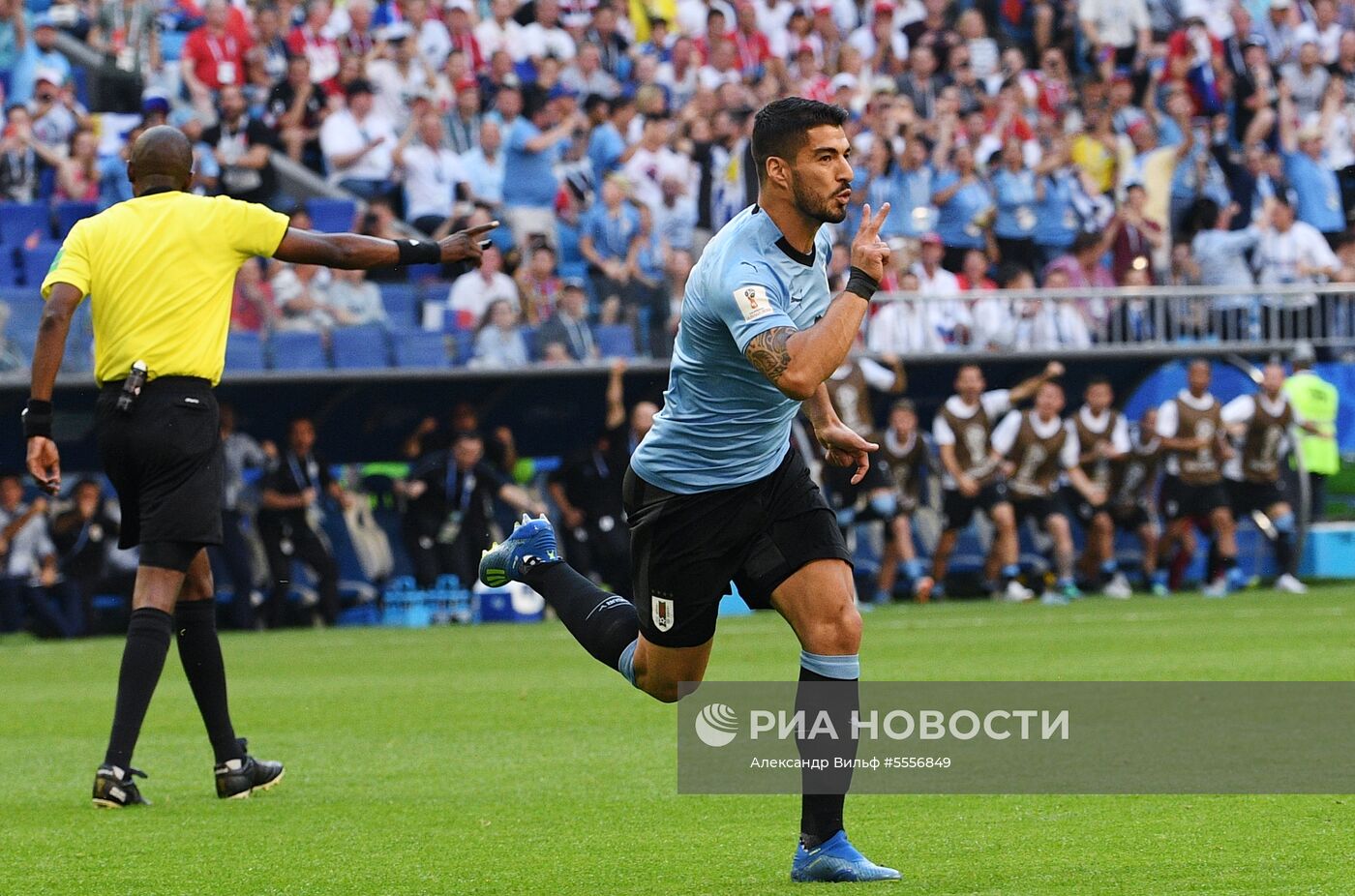 Футбол. ЧМ-2018. Матч Уругвай - Россия