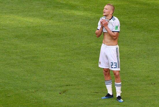 Футбол. ЧМ-2018. Матч Уругвай - Россия