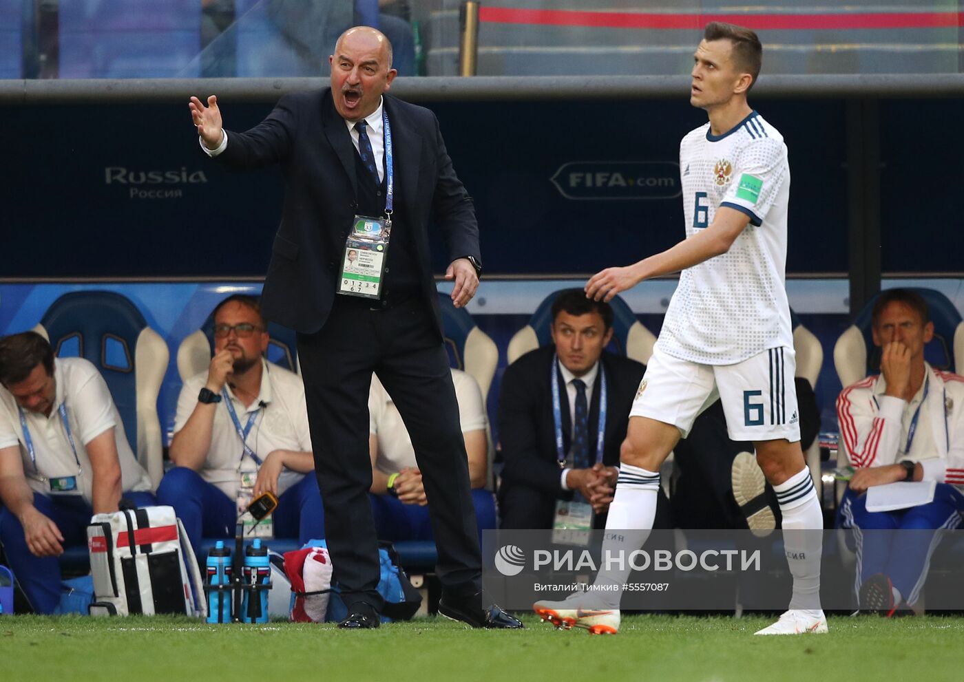 Футбол. ЧМ-2018. Матч Уругвай - Россия