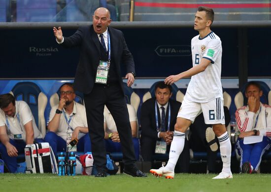 Футбол. ЧМ-2018. Матч Уругвай - Россия