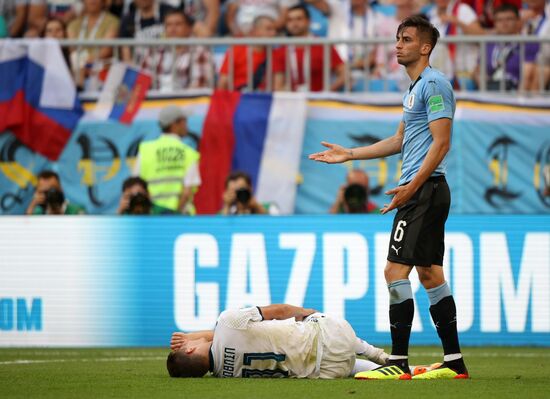 Футбол. ЧМ-2018. Матч Уругвай - Россия