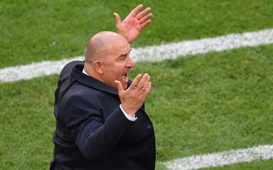 Футбол. ЧМ-2018. Матч Уругвай - Россия