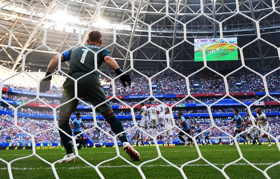 Футбол. ЧМ-2018. Матч Уругвай - Россия