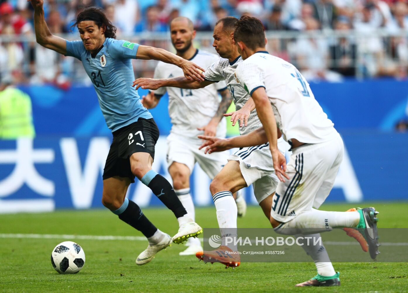 Футбол. ЧМ-2018. Матч Уругвай - Россия